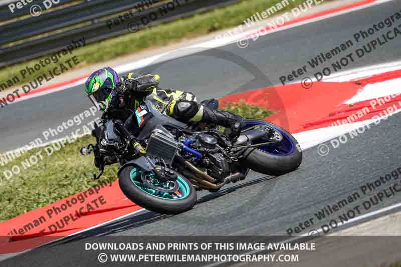 cadwell no limits trackday;cadwell park;cadwell park photographs;cadwell trackday photographs;enduro digital images;event digital images;eventdigitalimages;navarra;no limits trackdays;peter wileman photography;racing digital images;trackday digital images;trackday photos